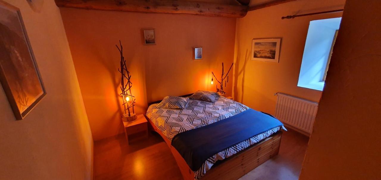 Aux Etoiles De Moranges Bed & Breakfast Saint-Germain-l'Herm Exterior foto